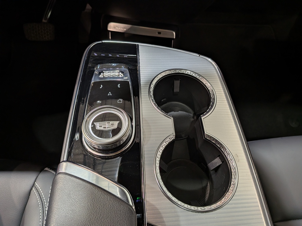 Cadillac LYRIQ 2024