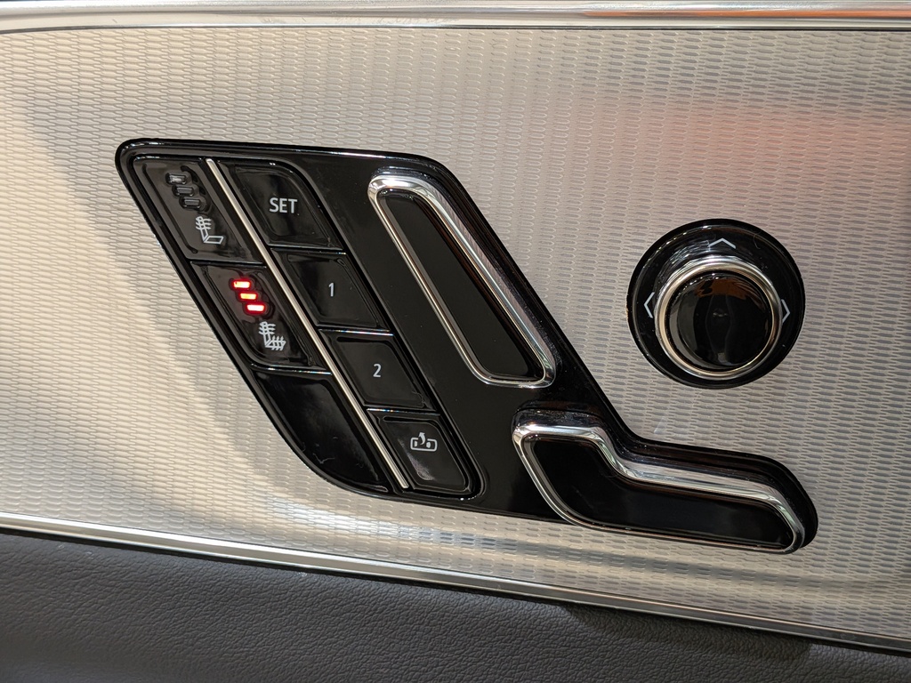 Cadillac LYRIQ 2024