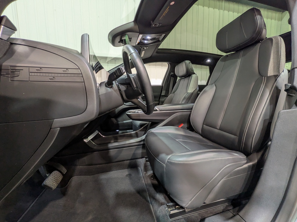 Cadillac LYRIQ 2024