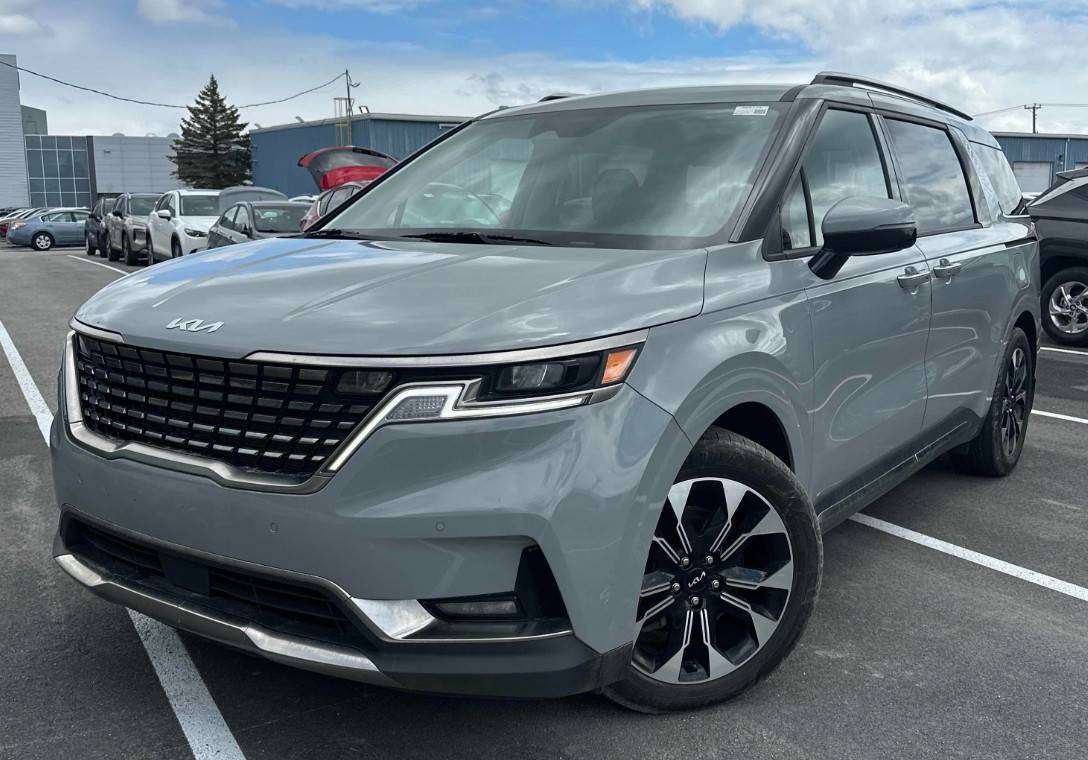 2024 Kia Carnival EX FWD