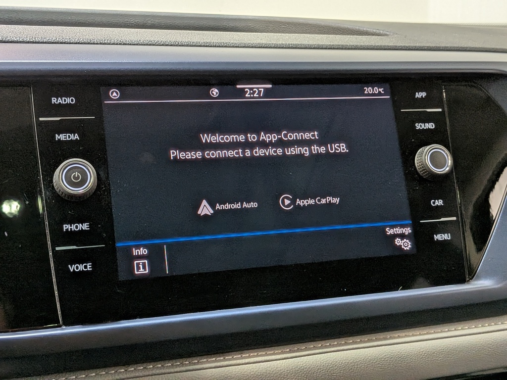 Volkswagen Taos 2024