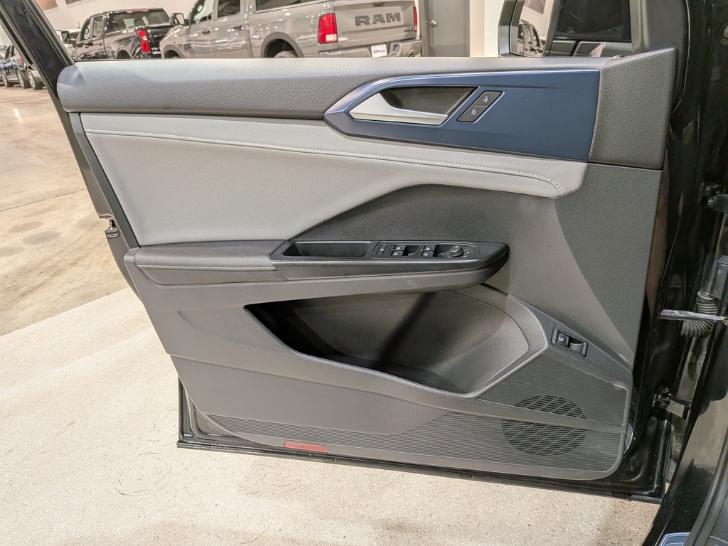 Volkswagen Taos 2024