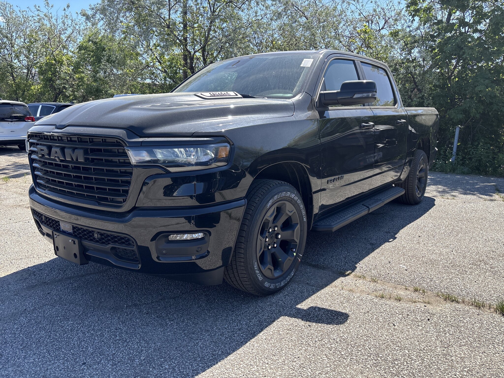 2026 RAM 1500 Sport 4x4 Crew Cab 5'7" Box Truck