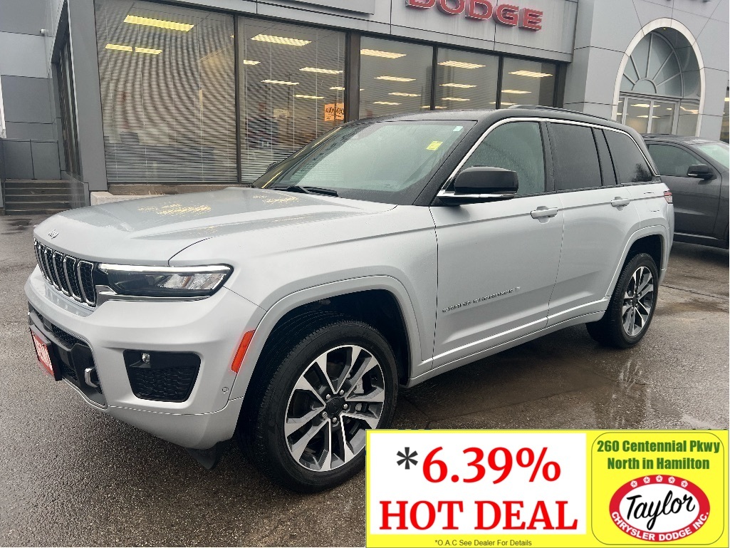 Silver 2025 Jeep Grand Cherokee Overland 4WD SUV / Crossover Four-Wheel Drive 8-Speed Automatic