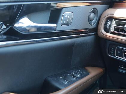 used 2022 Lincoln Nautilus car, priced at $38,215