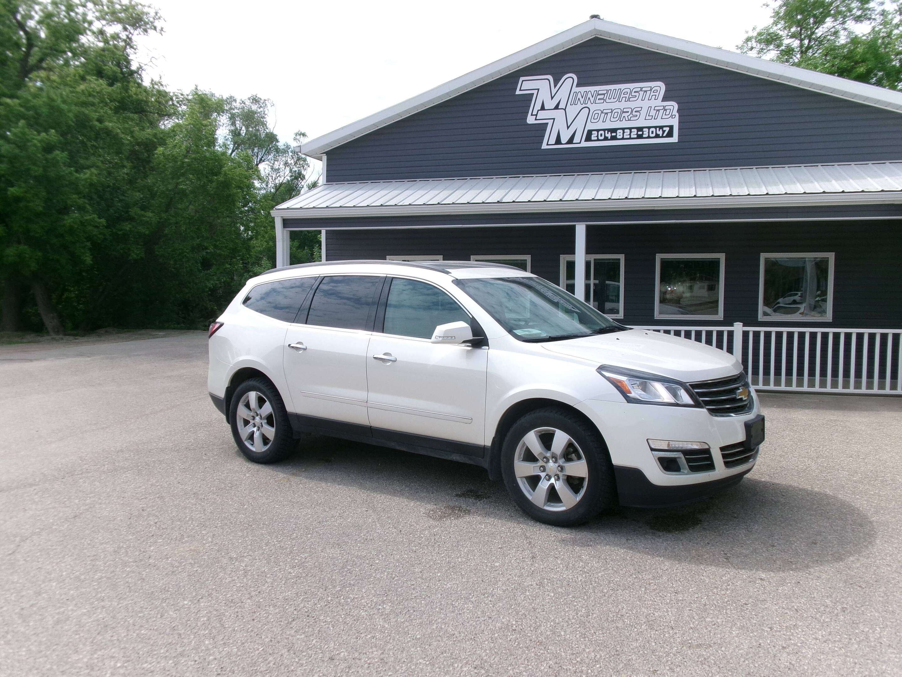 White 2014 Chevrolet Traverse LTZ AWD SUV / Crossover All-Wheel Drive 6-Speed Automatic