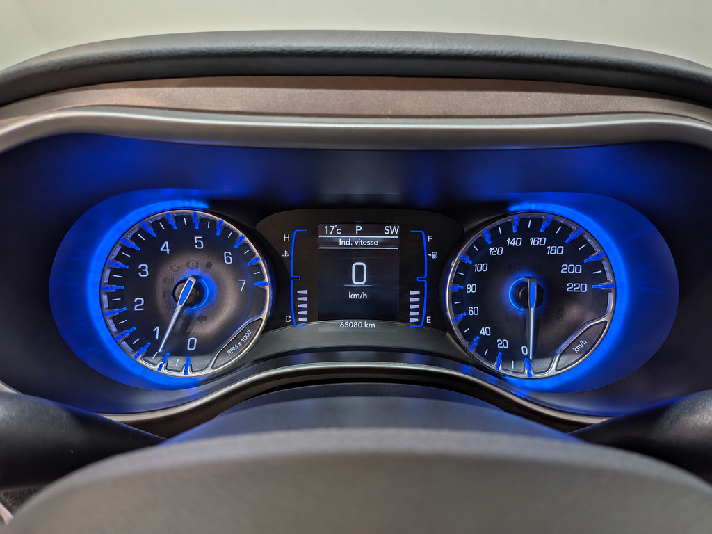 Chrysler Grand Caravan 2023