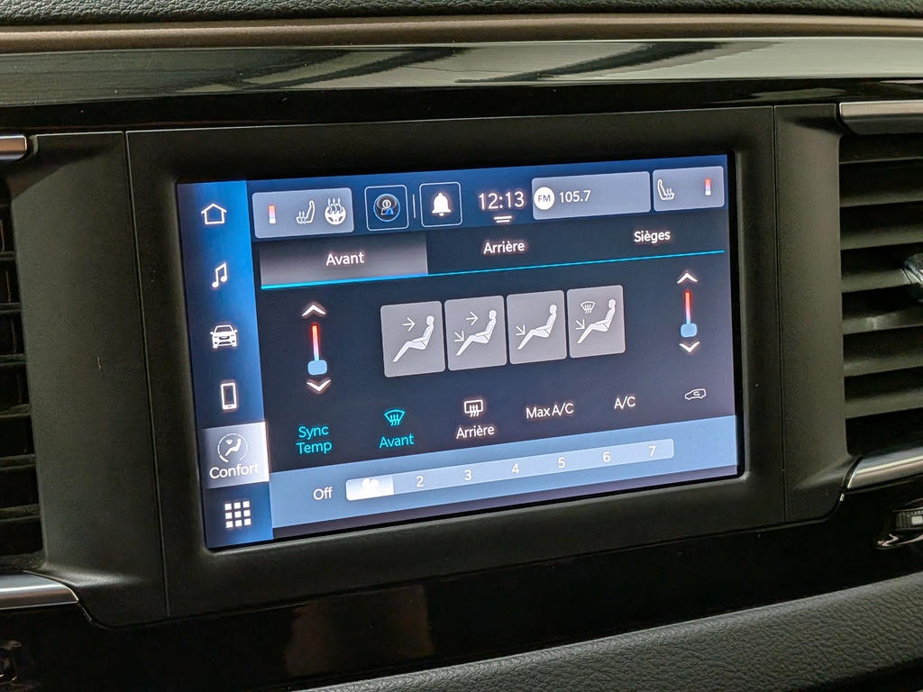 Chrysler Grand Caravan 2023