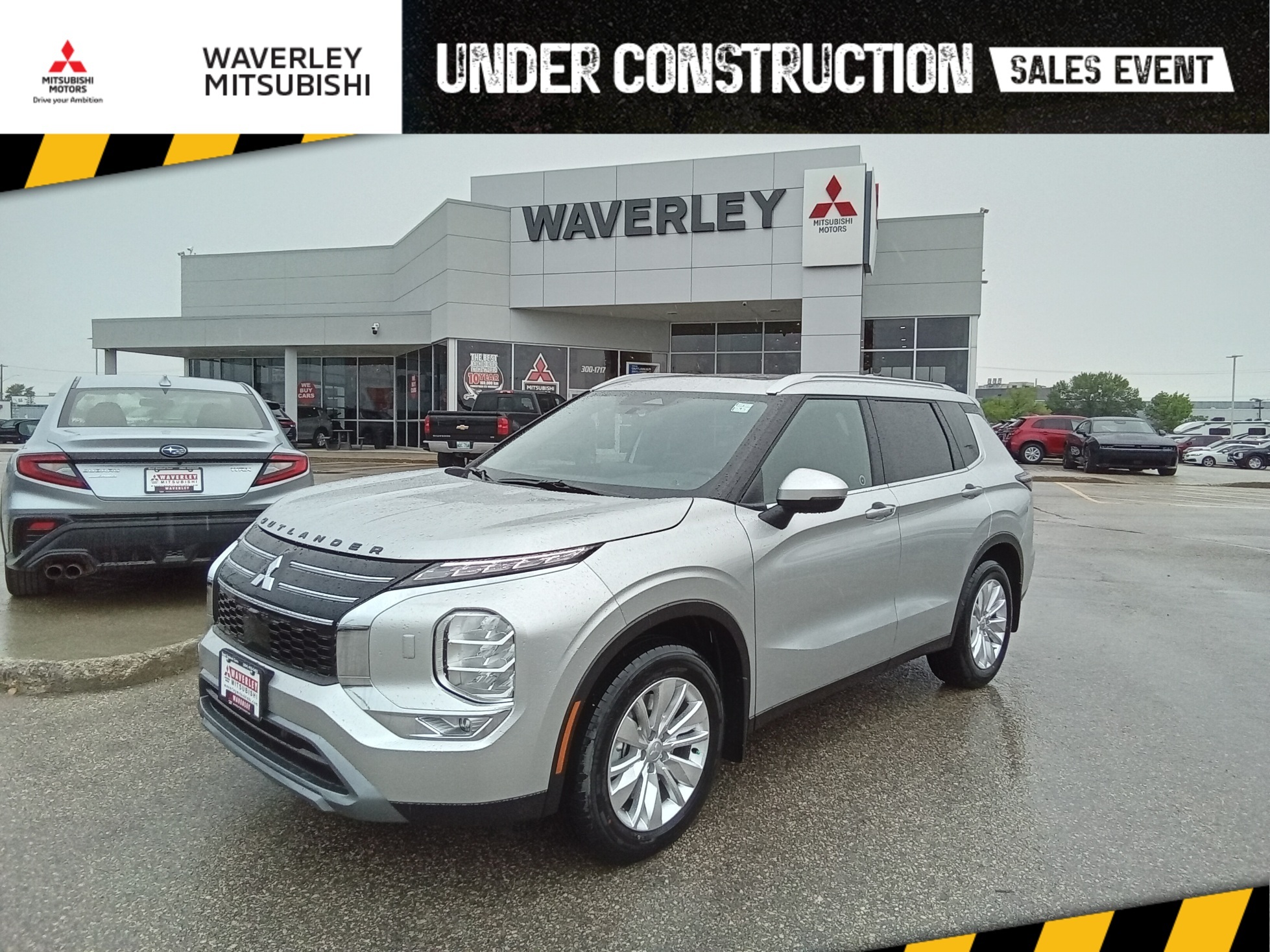 Silver 2026 Mitsubishi Outlander SE FWD SUV / Crossover Front-Wheel Drive Continuously Variable Transmission
