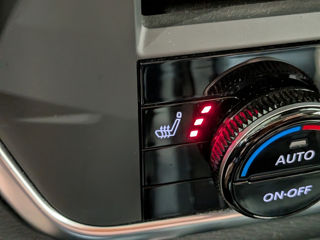 Nissan Rogue 2023