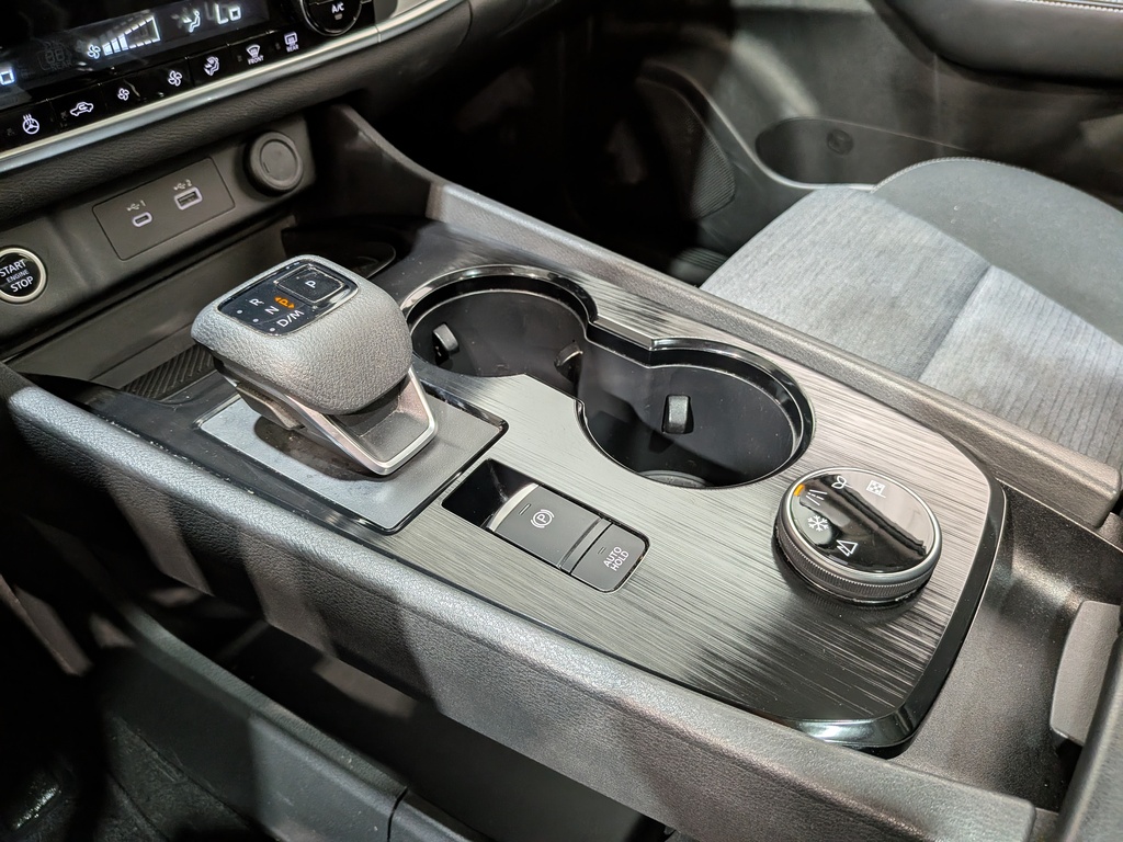 Nissan Rogue 2023