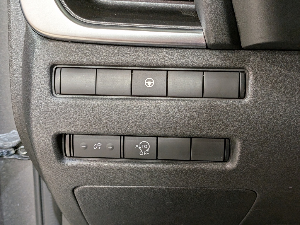 Nissan Rogue 2023