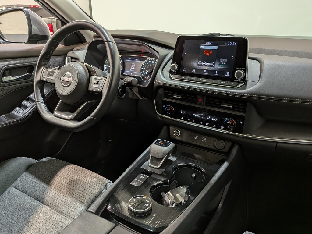 Nissan Rogue 2023