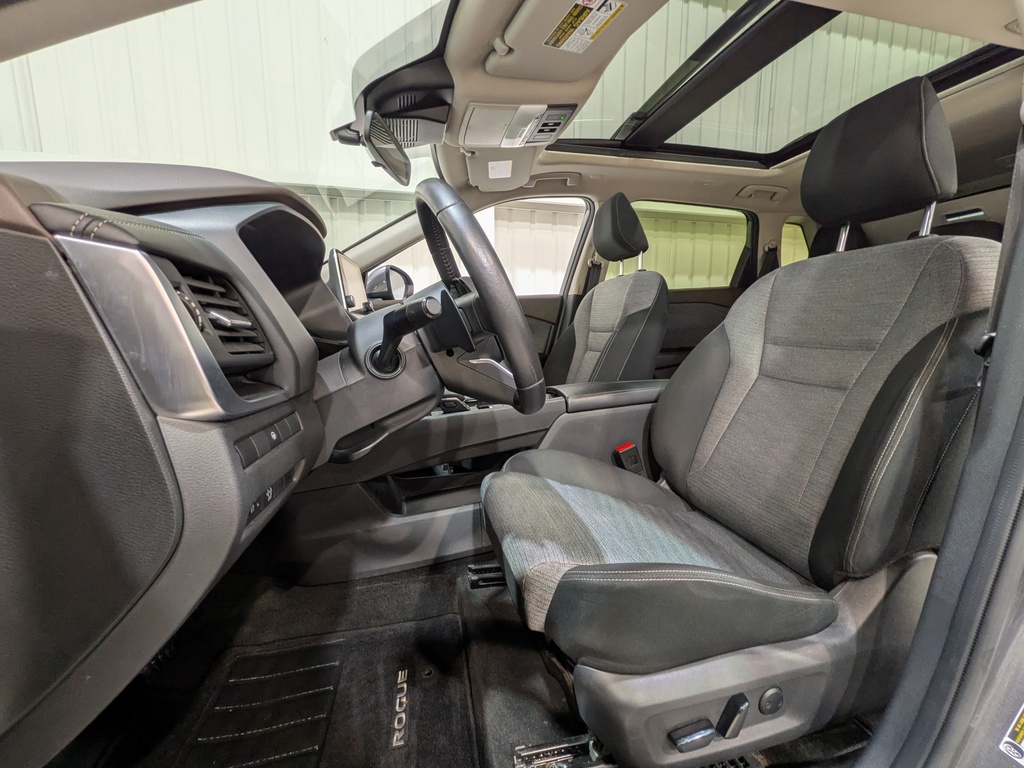 Nissan Rogue 2023