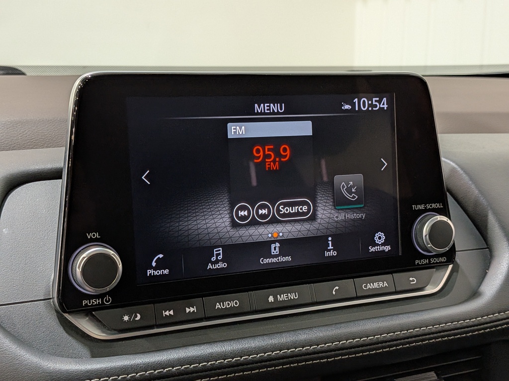 Nissan Rogue 2023