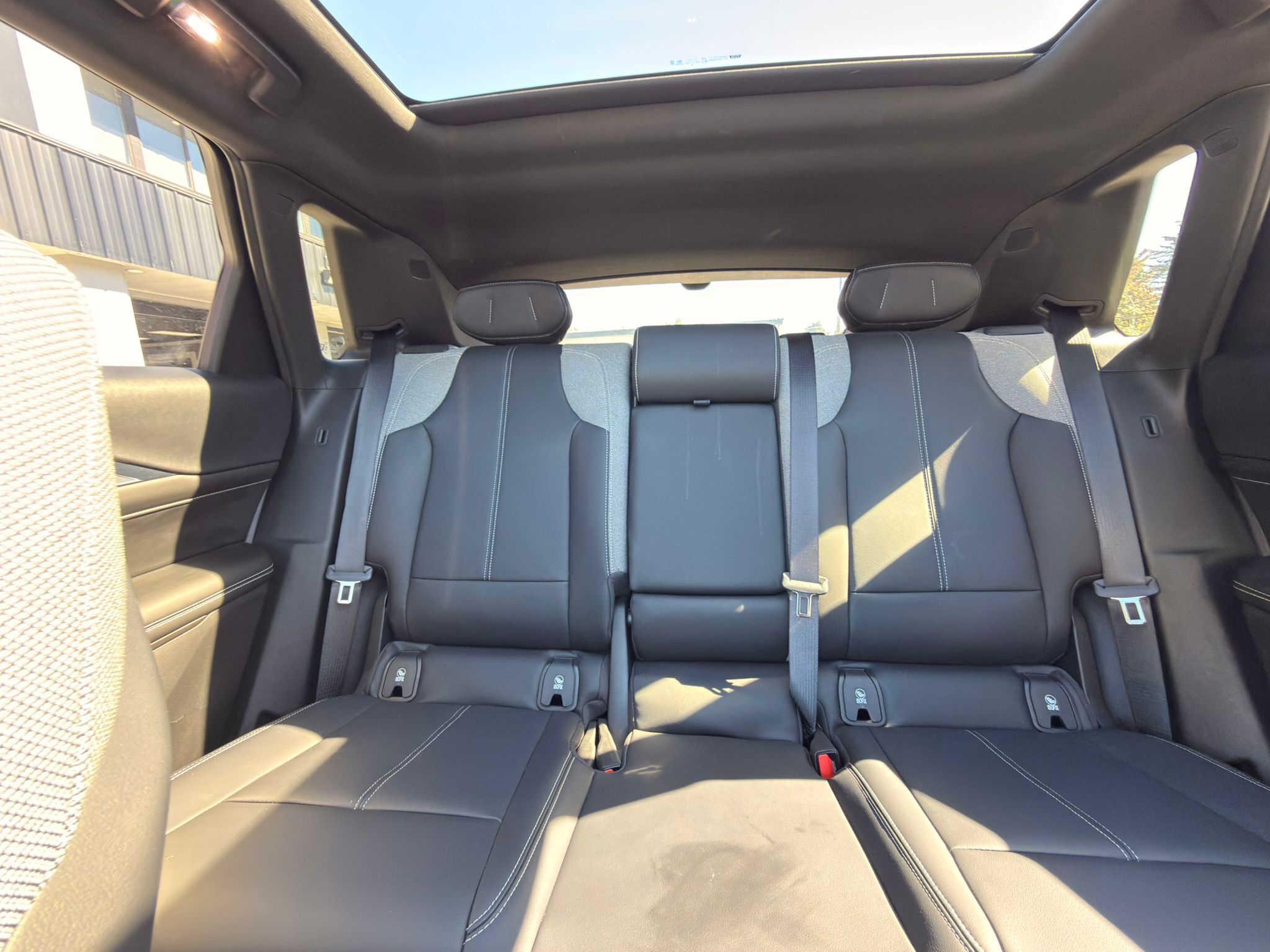 2024 Cadillac LYRIQ — view 10