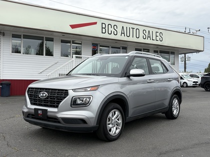 Gray 2024 Hyundai Venue Continuously Variable Transmission