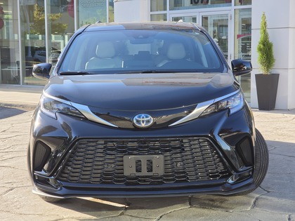 used 2024 Toyota Sienna car, priced at $61,495