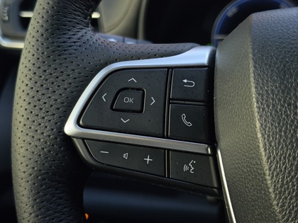 used 2025 Toyota Sienna car, priced at $72,995