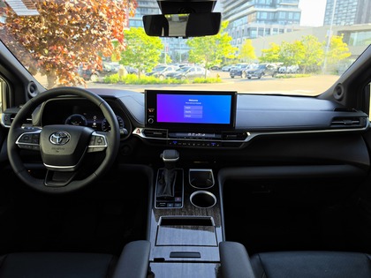 used 2025 Toyota Sienna car, priced at $72,995