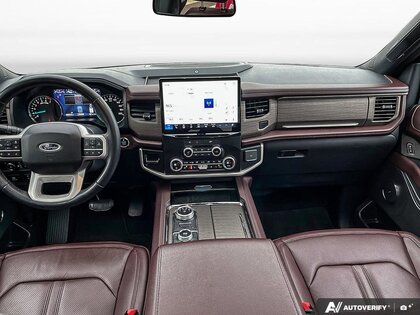 used 2024 Ford Expedition car, priced at $59,888