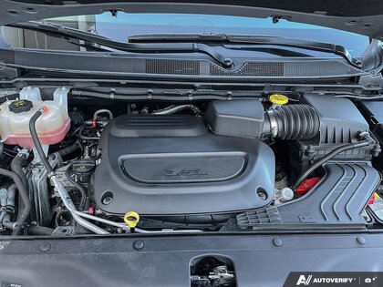 used 2023 Chrysler Pacifica car, priced at $28,999