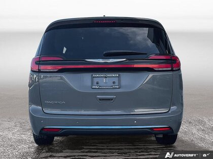 used 2023 Chrysler Pacifica car, priced at $28,999