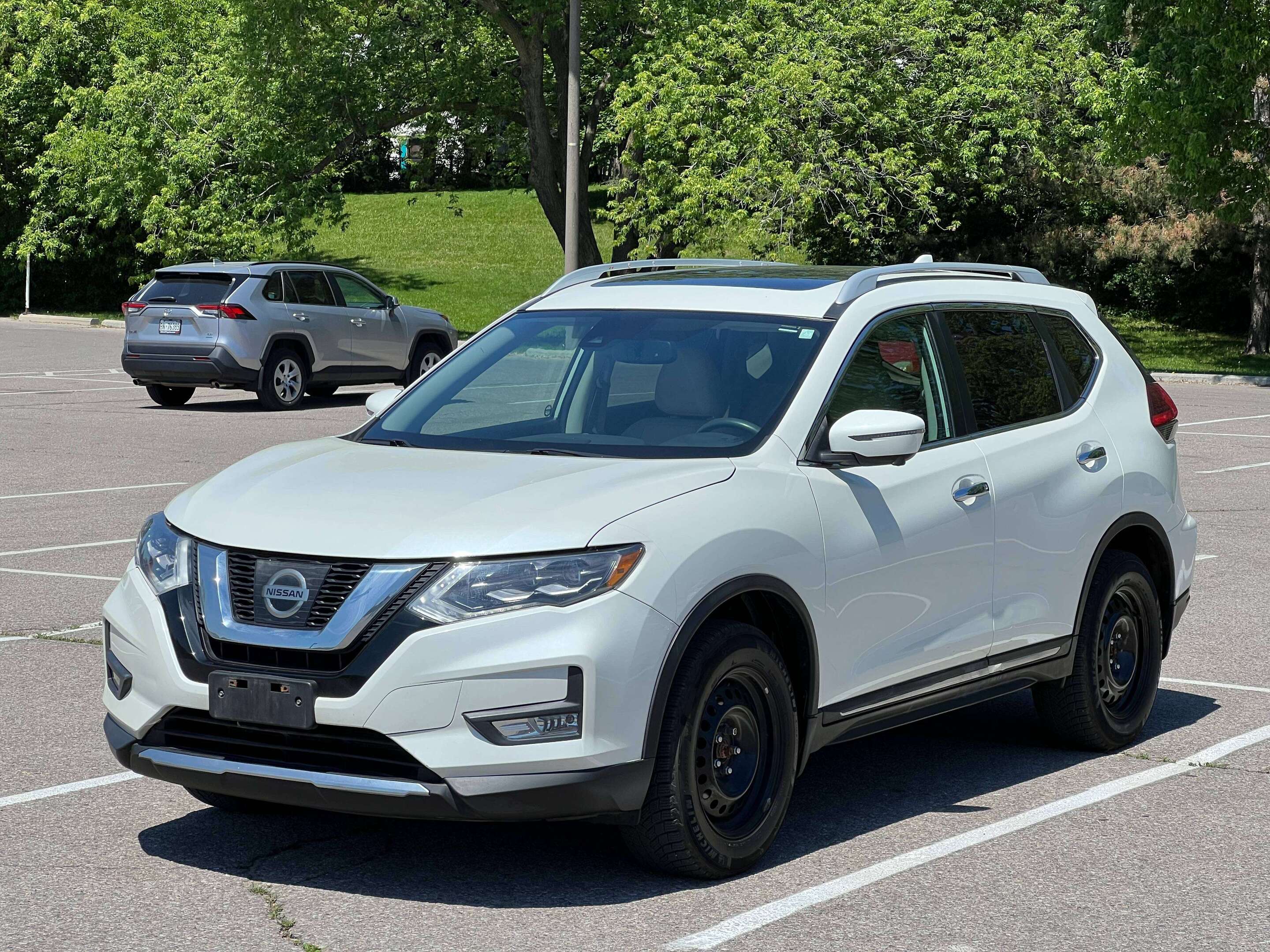 White 2017 Nissan Rogue SUV / Crossover All-Wheel Drive Automatic