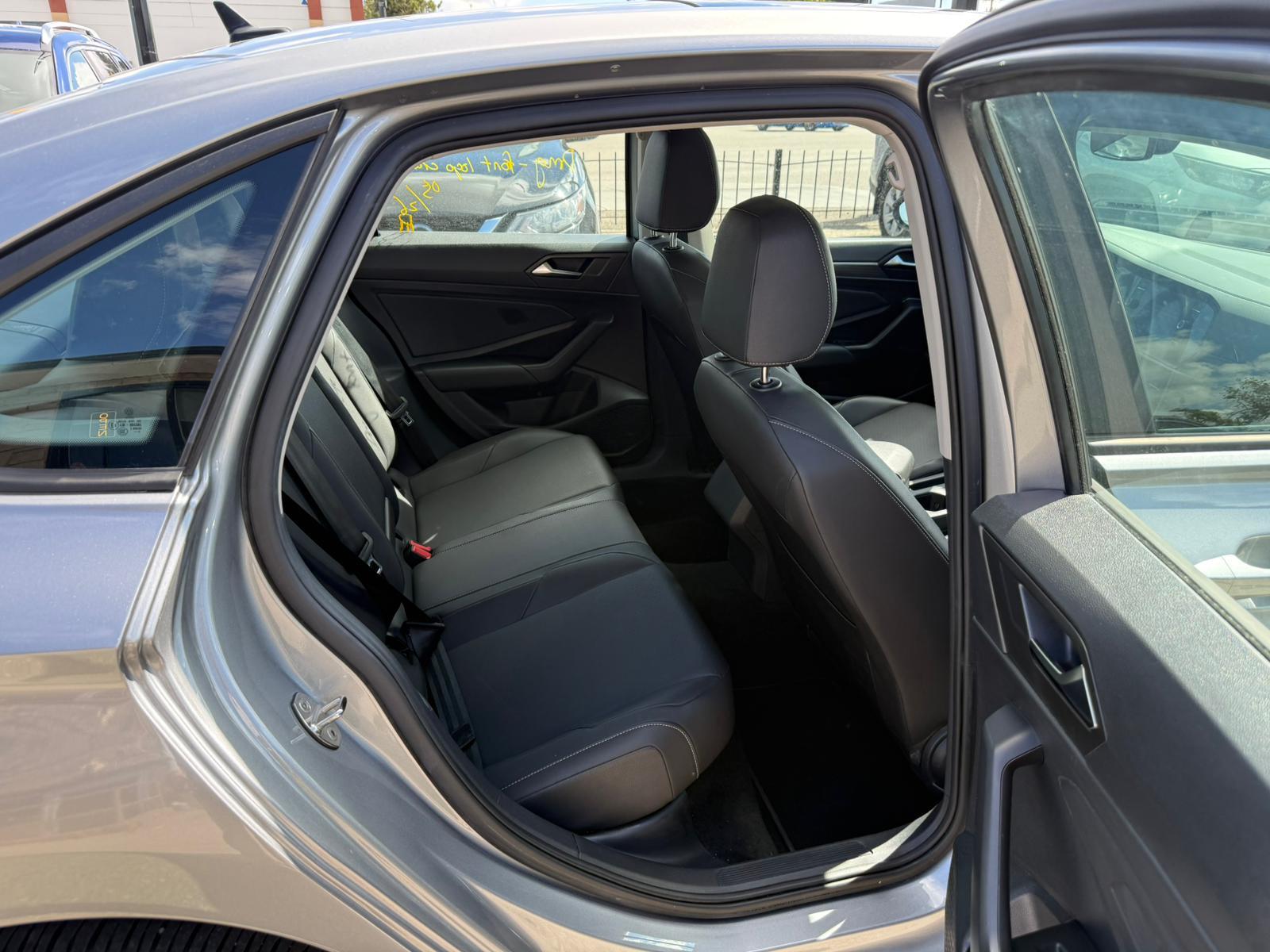 2021 Volkswagen Jetta — view 10