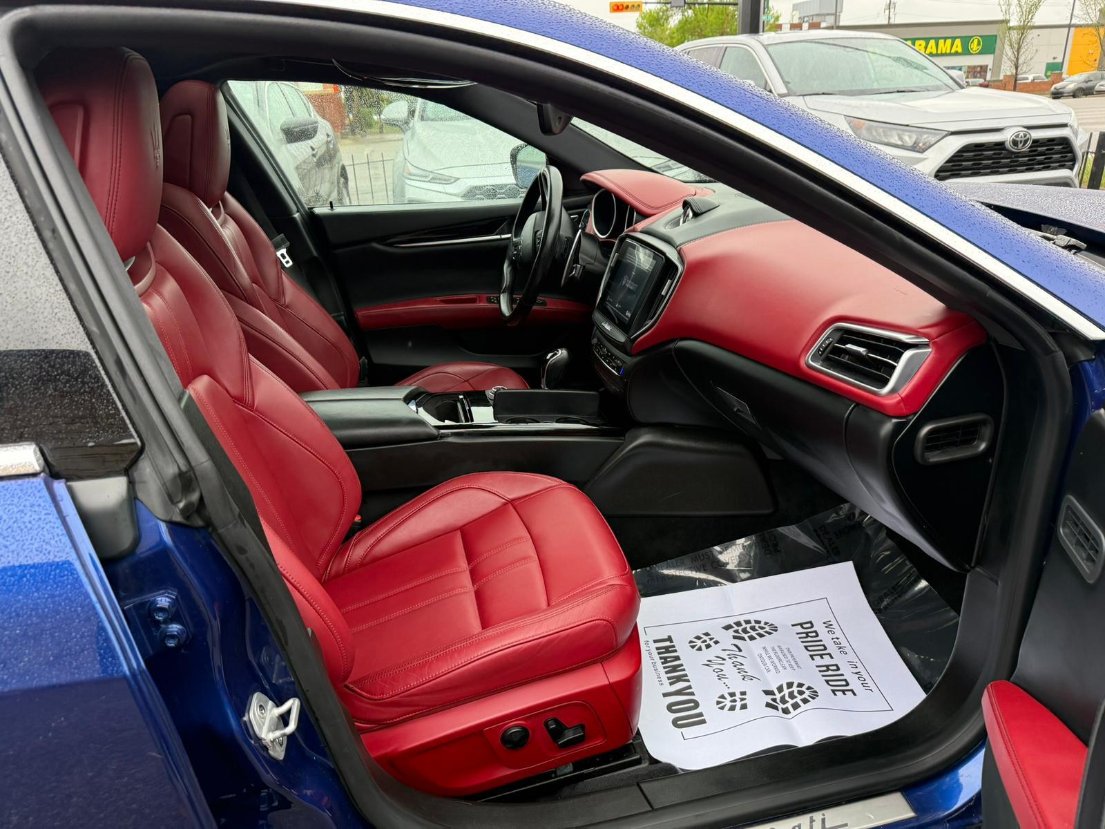 2018 Maserati Ghibli — view 11