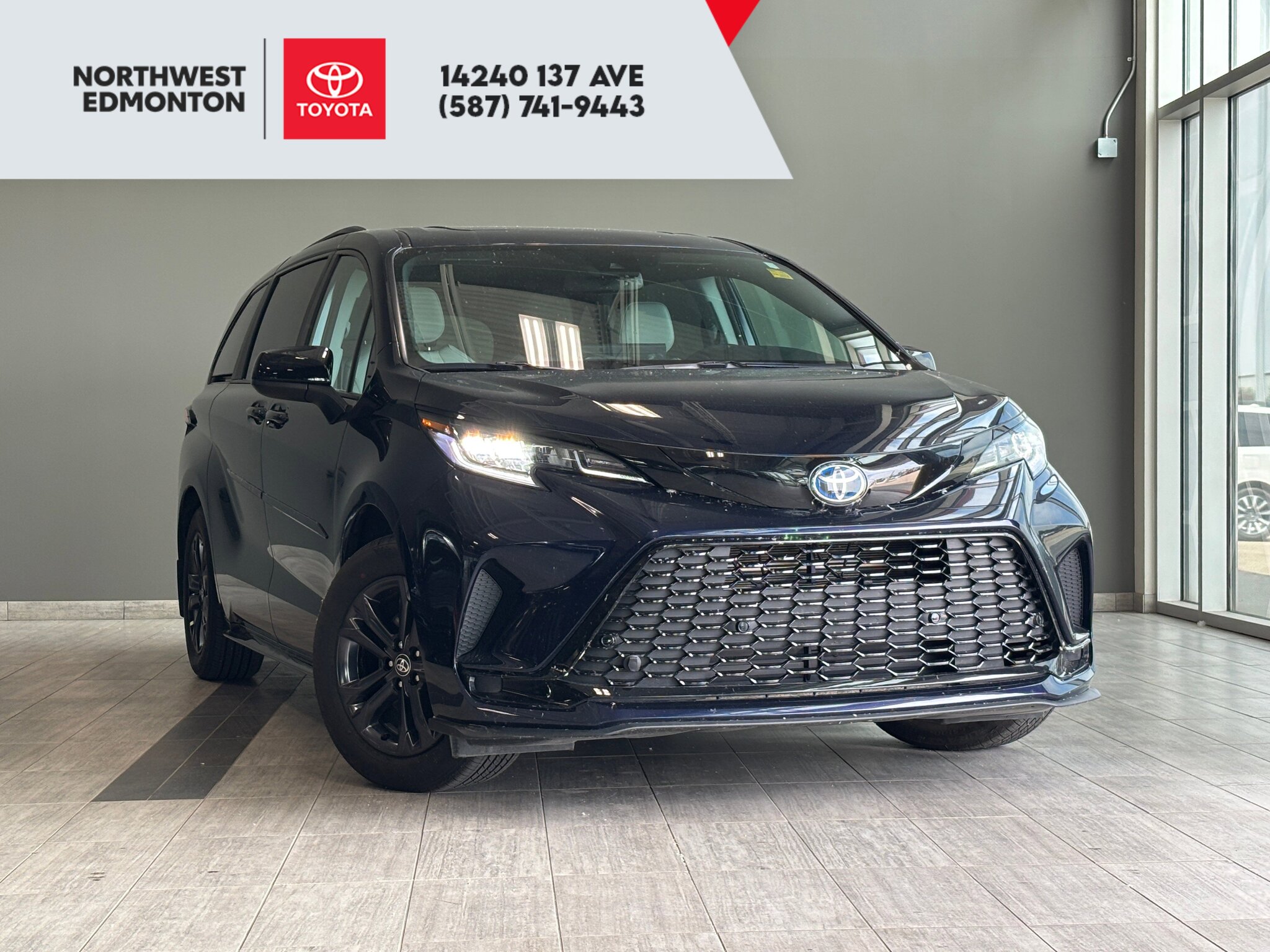 2025 Toyota Sienna Hybrid