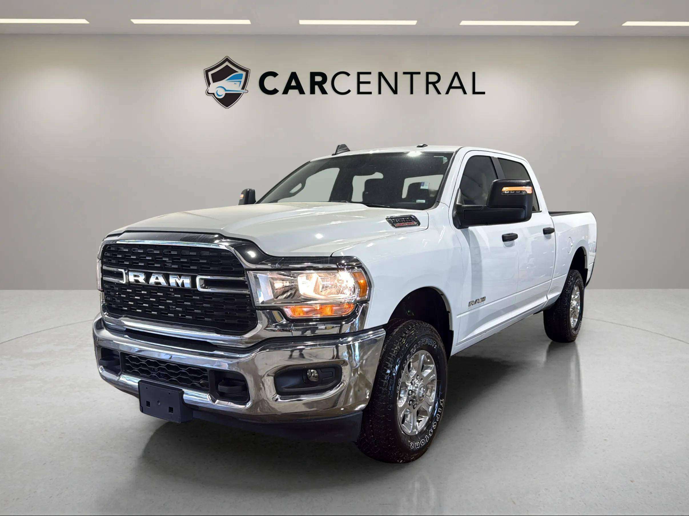 White 2024 RAM 3500 Big Horn Crew Cab 4WD Pickup Truck Four-Wheel Drive