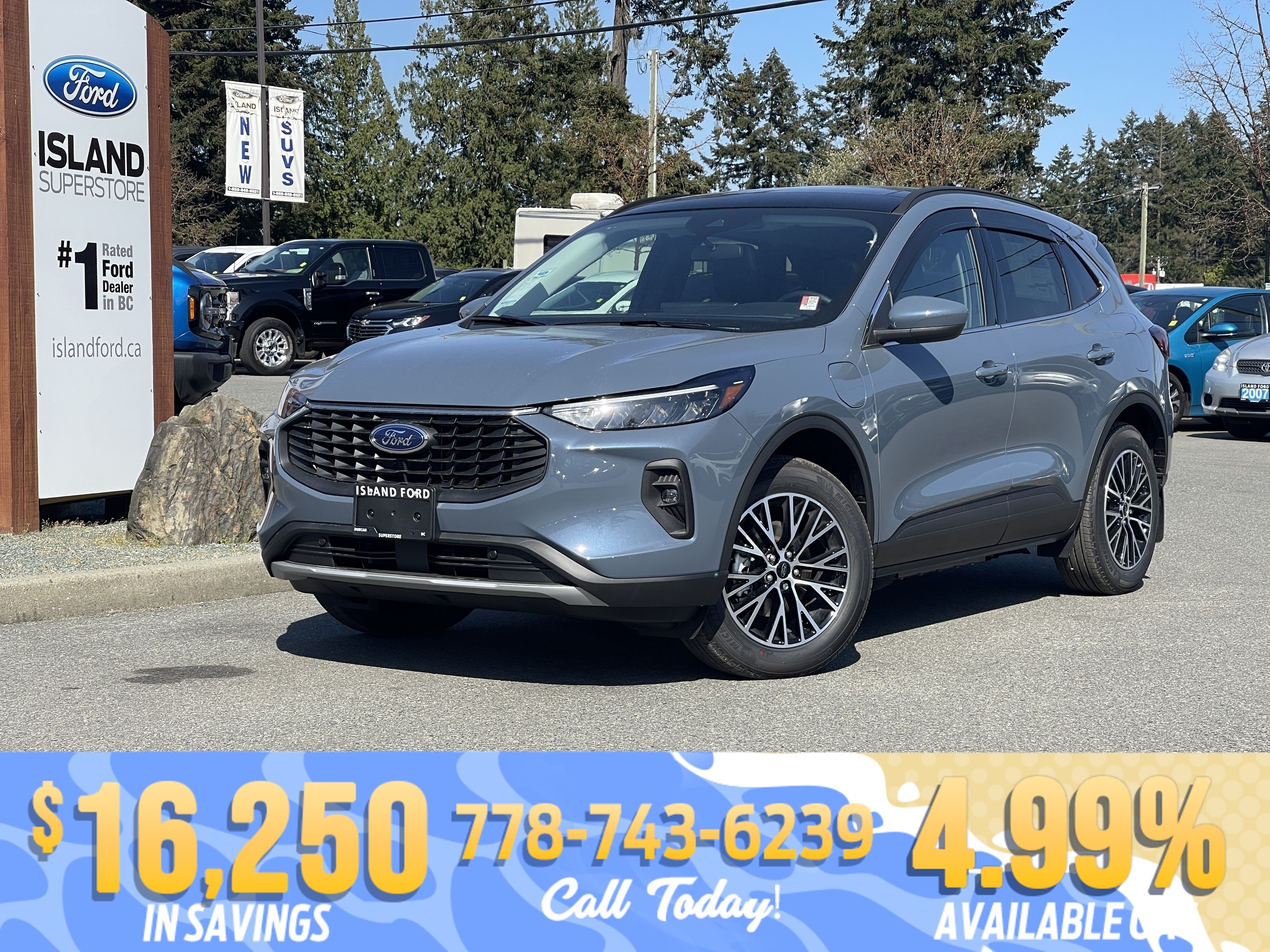 Blue 2025 Ford Escape Hybrid Plug-in FWD SUV / Crossover Front-Wheel Drive Automatic