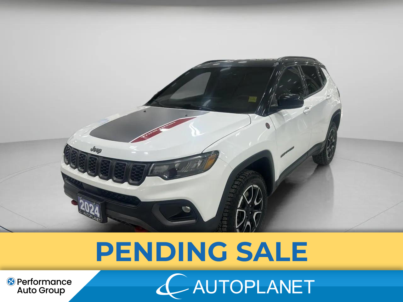 2024 Jeep Compass Trailhawk 4x4, Pano Roof, Back Up Cam,Alpine Sound