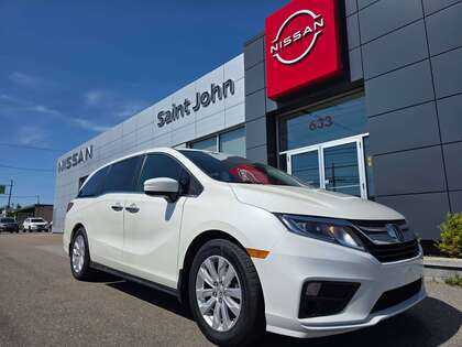 White 2018 Honda Odyssey LX FWD Minivan Front-Wheel Drive 9-Speed Automatic