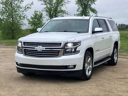White 2019 Chevrolet Suburban 1500 Premier 4WD SUV / Crossover Four-Wheel Drive 6-Speed Automatic