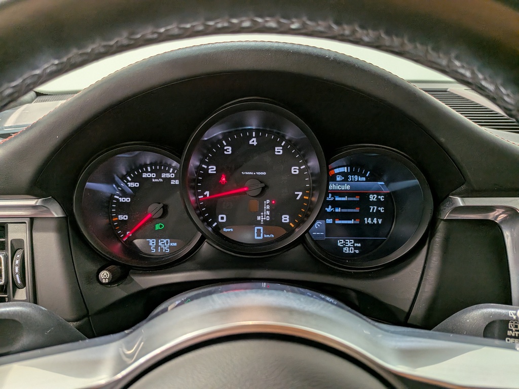 Porsche Macan 2021