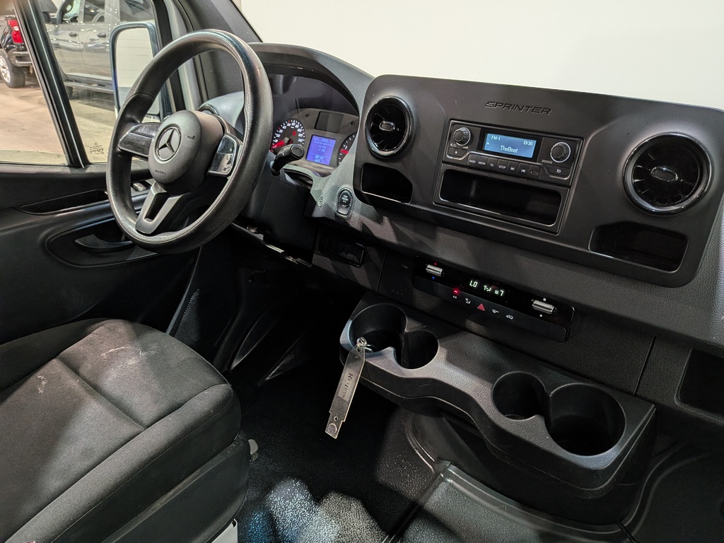 Mercedes-Benz Sprinter Crew Van 2020