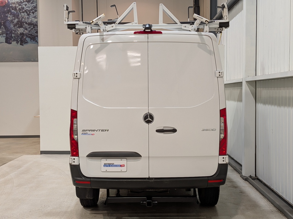 Mercedes-Benz Sprinter Crew Van 2020