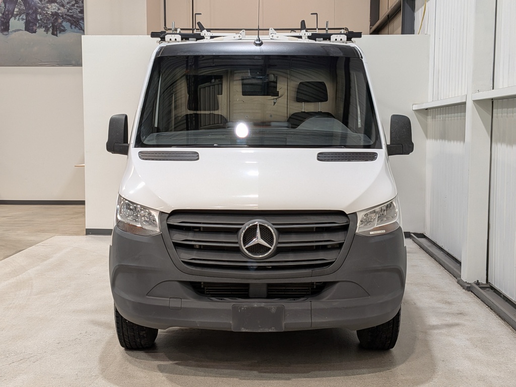 Mercedes-Benz Sprinter Crew Van 2020