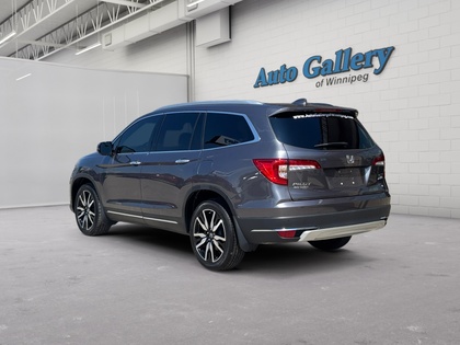 used 2022 Honda Pilot car, priced at $43,900