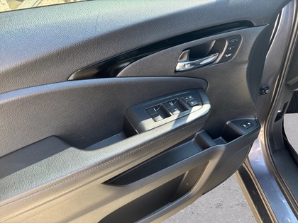 used 2022 Honda Pilot car, priced at $43,900