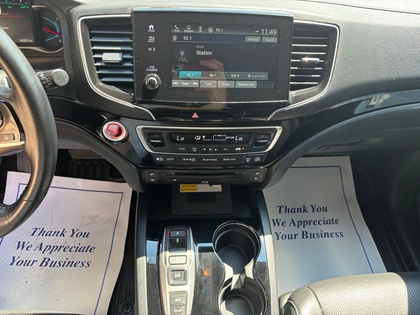 used 2022 Honda Pilot car, priced at $43,900