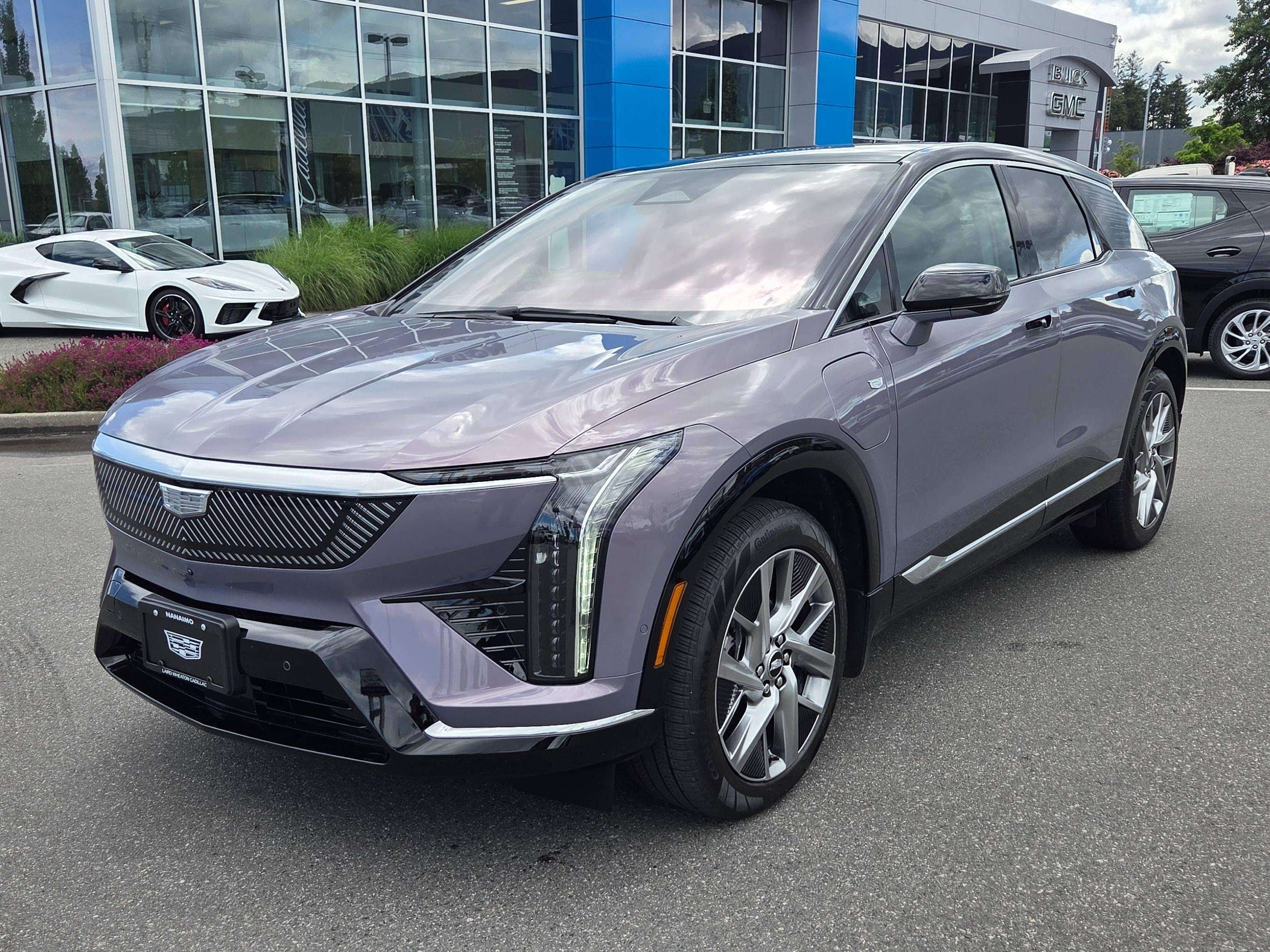 2026 Cadillac OPTIQ Premium Luxury AWD