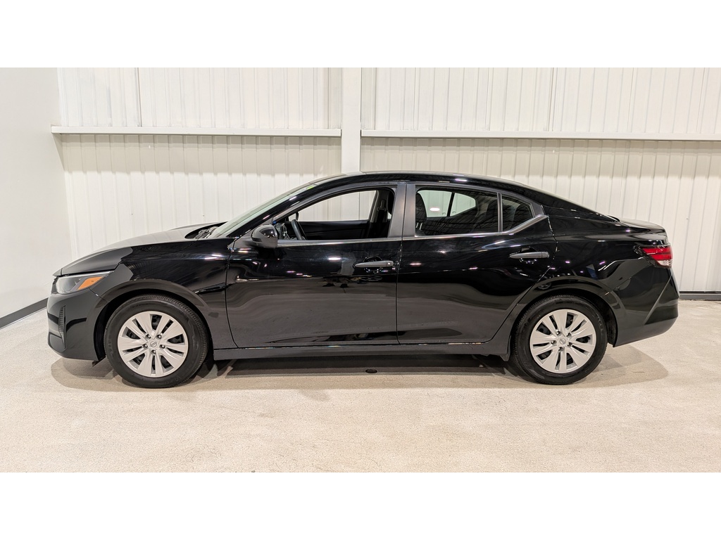Nissan Sentra 2024