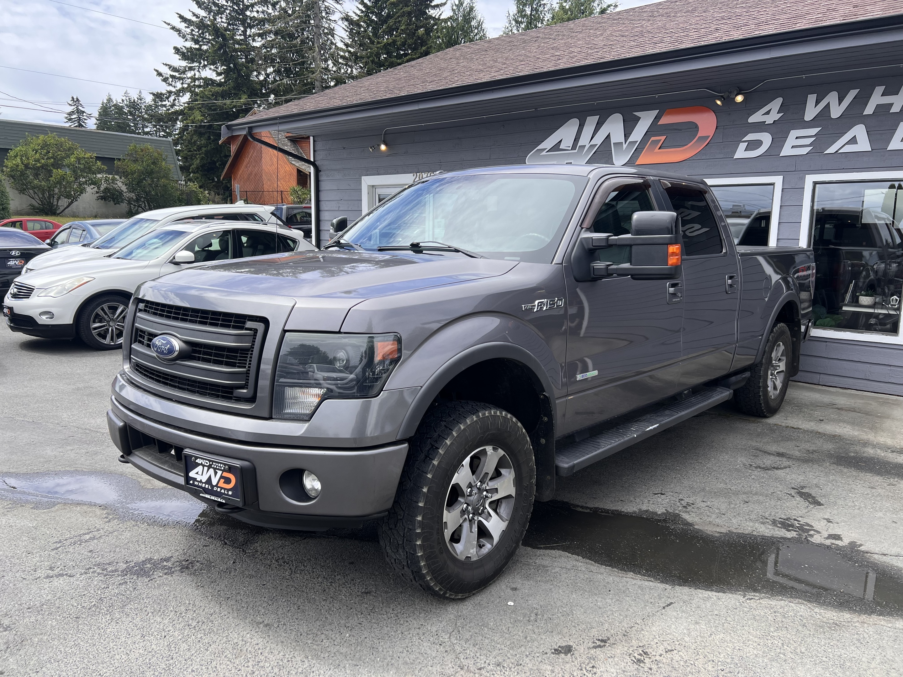 2014 Ford F-150 FX4 SuperCrew 4WD Pickup Truck Four-Wheel Drive 6-Speed Automatic