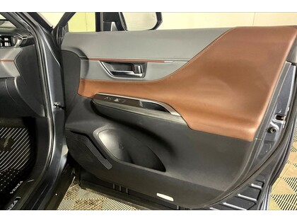 used 2021 Toyota Venza car, priced at $32,998