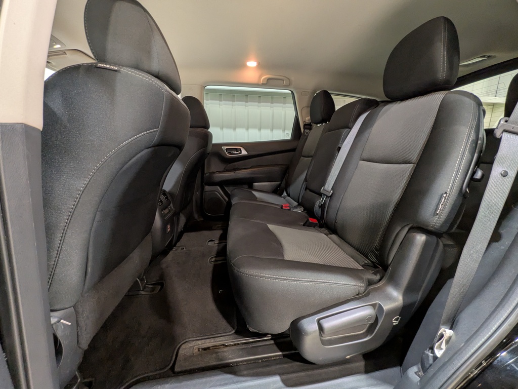 Nissan Pathfinder 2018