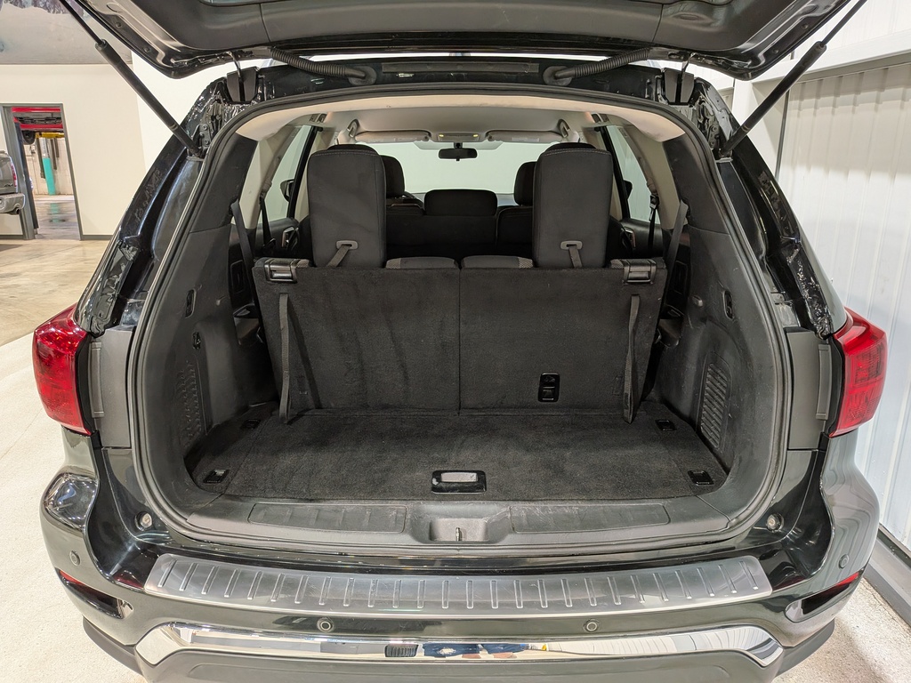 Nissan Pathfinder 2018