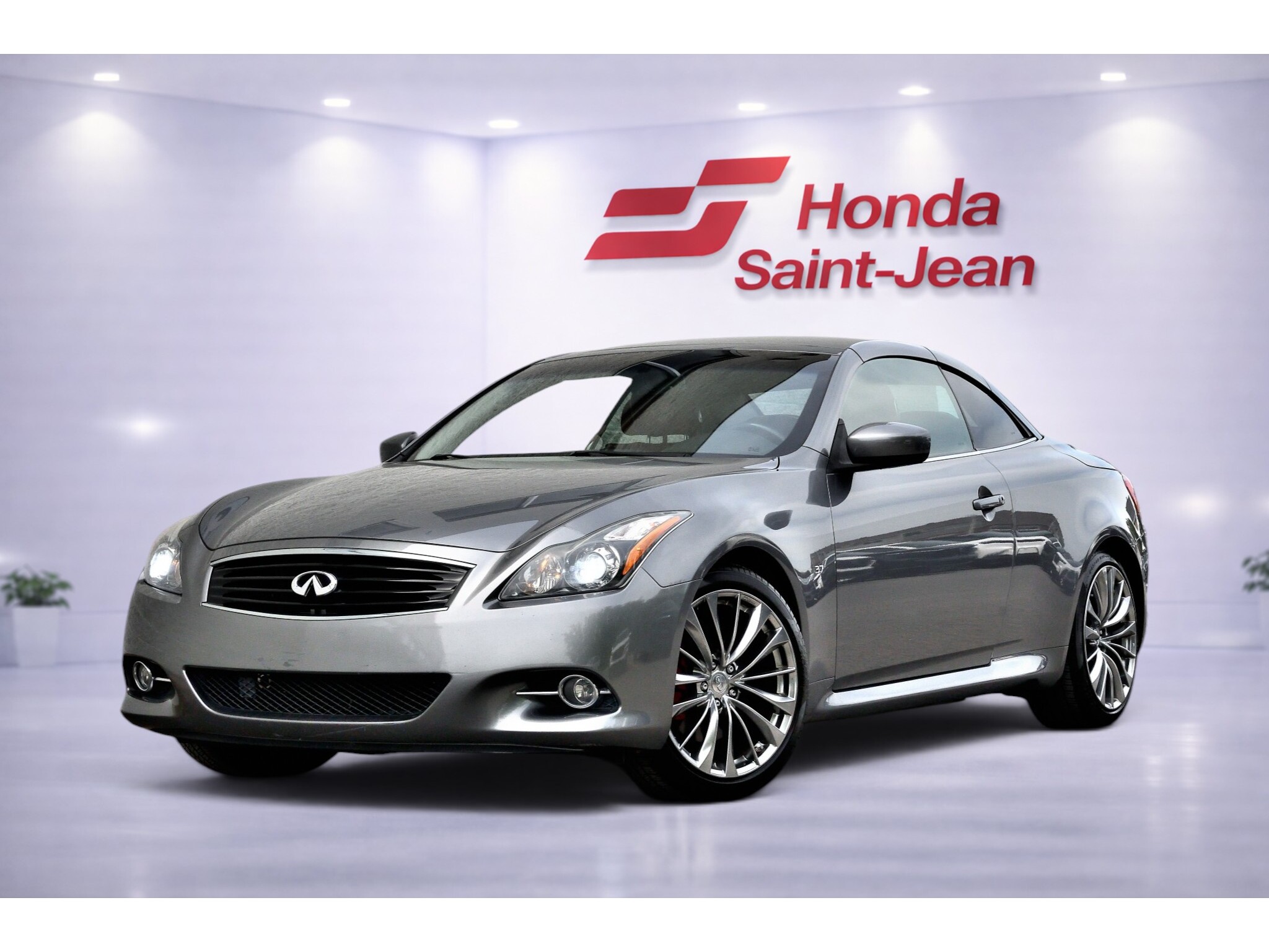 2015 Infiniti Q60